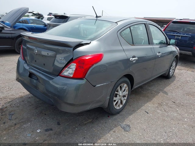 Nissan Versa 1.6 Sv