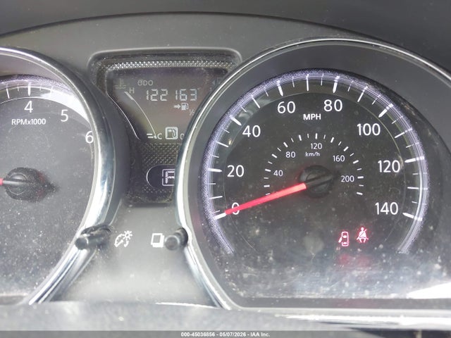 Nissan Versa 1.6 Sv