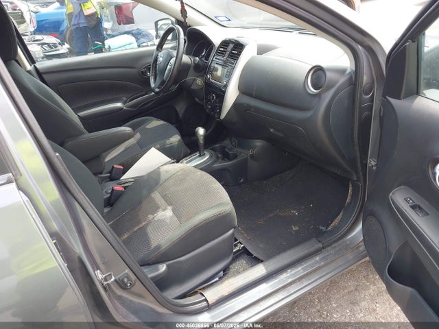 Nissan Versa 1.6 Sv