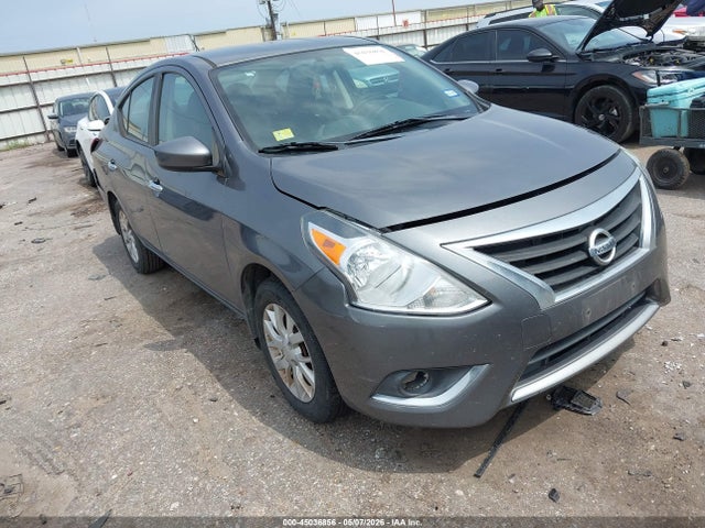 Salvage Nissan Versa Image