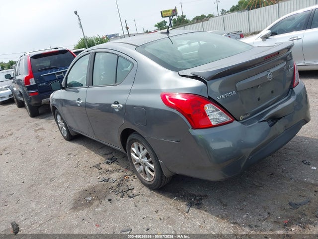 Nissan Versa 1.6 Sv