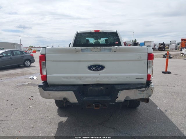 Ford F-350 Xl