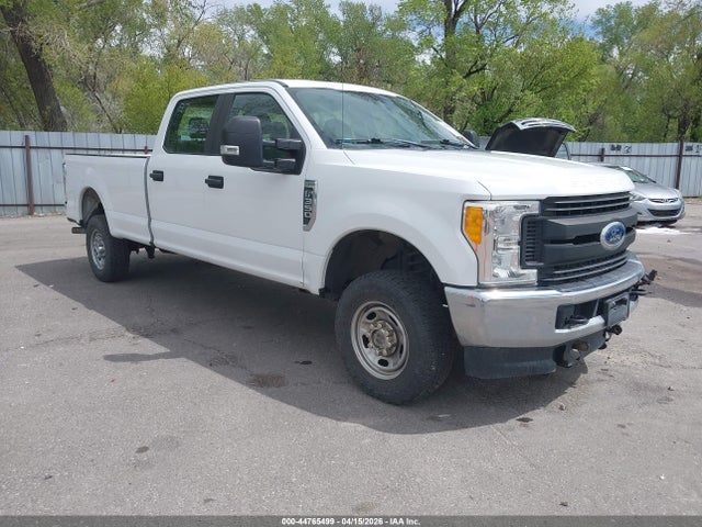 Salvage Ford F-350 Image