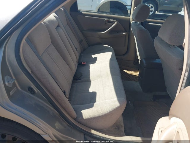 Toyota Camry Le V6