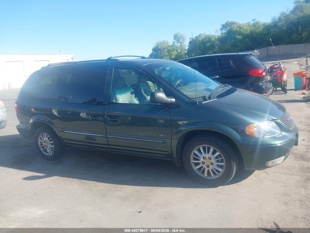 Chrysler Town & Country Limited