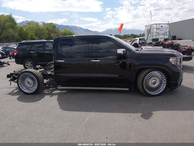 GMC Sierra 1500 4wd  Short Box Denali