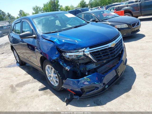 Salvage Chevrolet Equinox Image