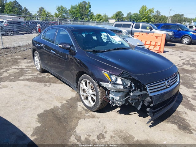Salvage Nissan Maxima Image