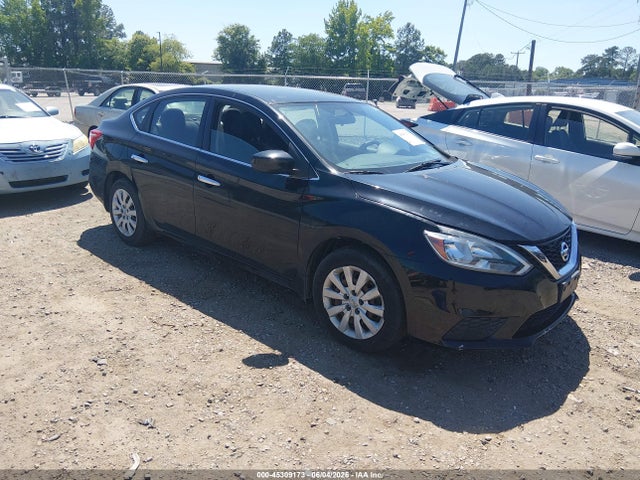 Salvage Nissan Sentra Image