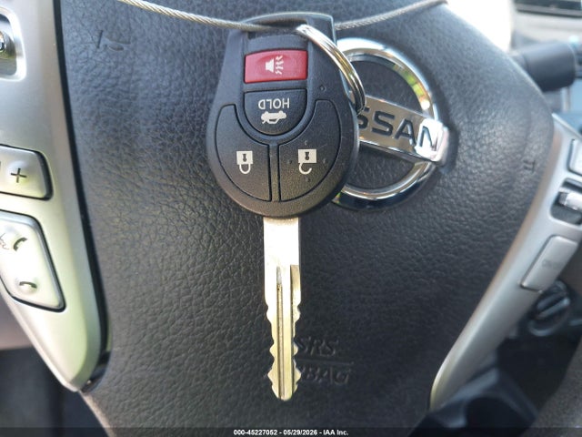 Nissan Versa 1.6 Sv