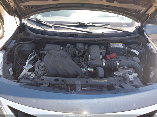 Nissan Versa 1.6 Sv