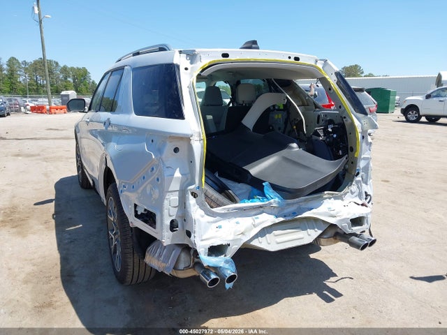 Ford Explorer Platinum
