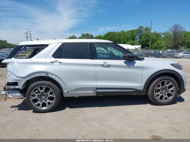 Ford Explorer Platinum