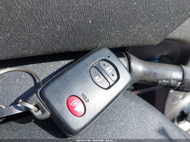 Toyota Prius Three