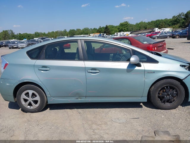 Toyota Prius Three