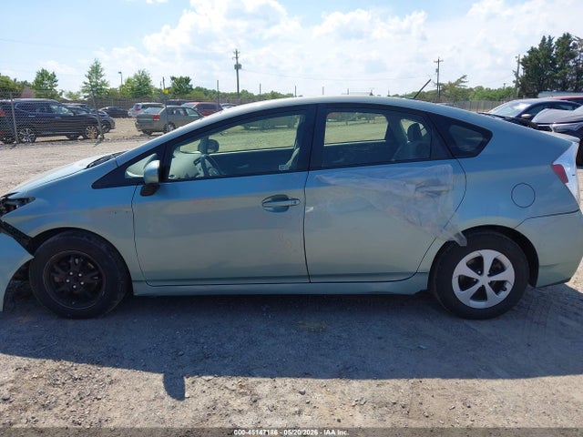 Toyota Prius Three
