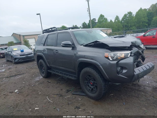 Salvage Toyota 4Runner Image