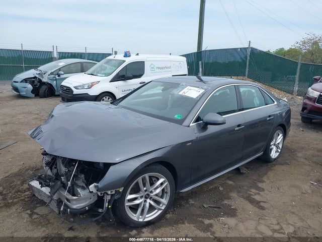 Audi A4 Premium Plus 45 Tfsi S Line Quattro S Tronic