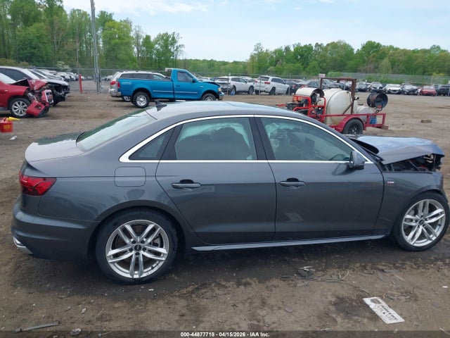 Audi A4 Premium Plus 45 Tfsi S Line Quattro S Tronic