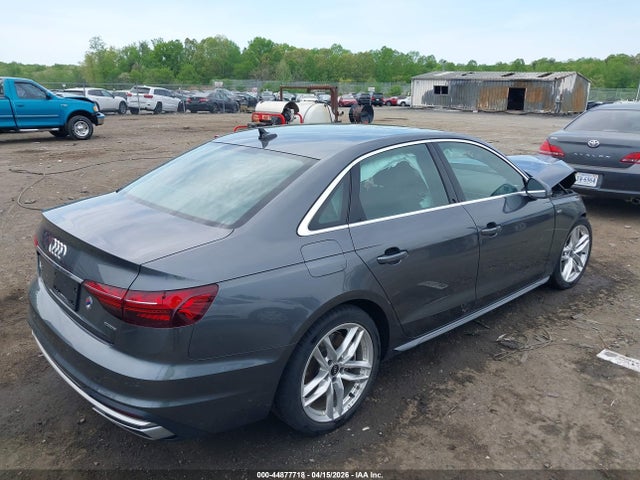 Audi A4 Premium Plus 45 Tfsi S Line Quattro S Tronic