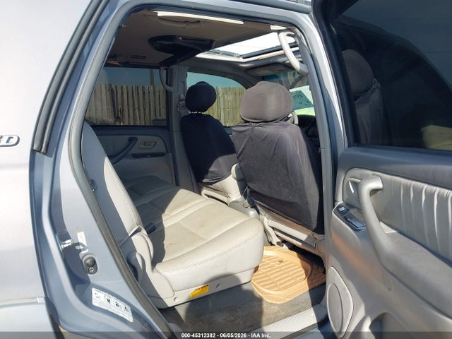 Toyota Sequoia Limited V8