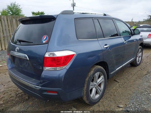 Toyota Highlander Limited V6