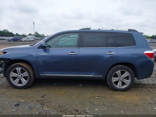 Toyota Highlander Limited V6