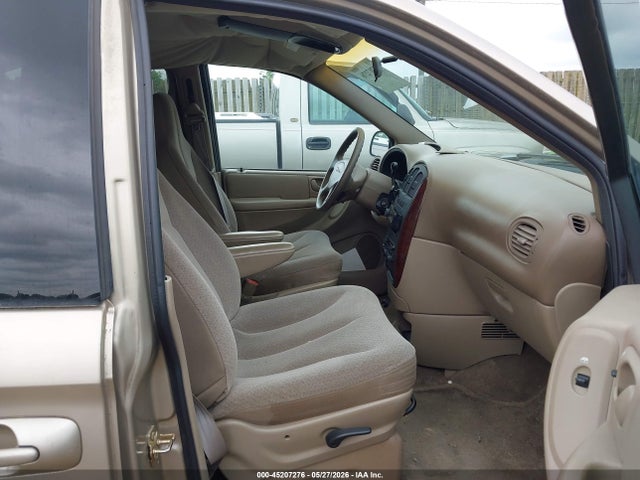 Chrysler Town & Country Lx