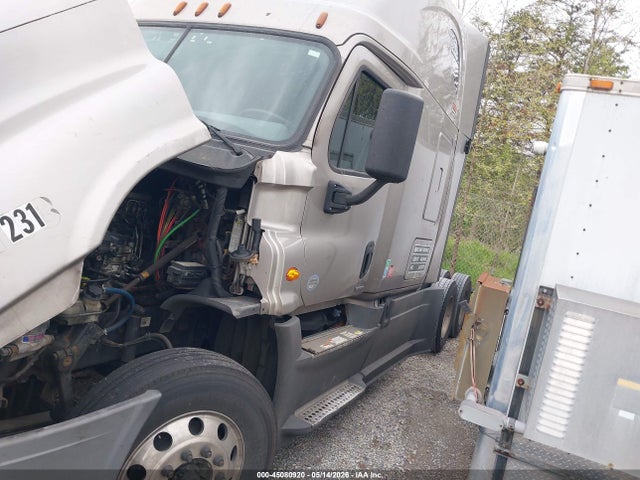 Freightliner Cascadia 125