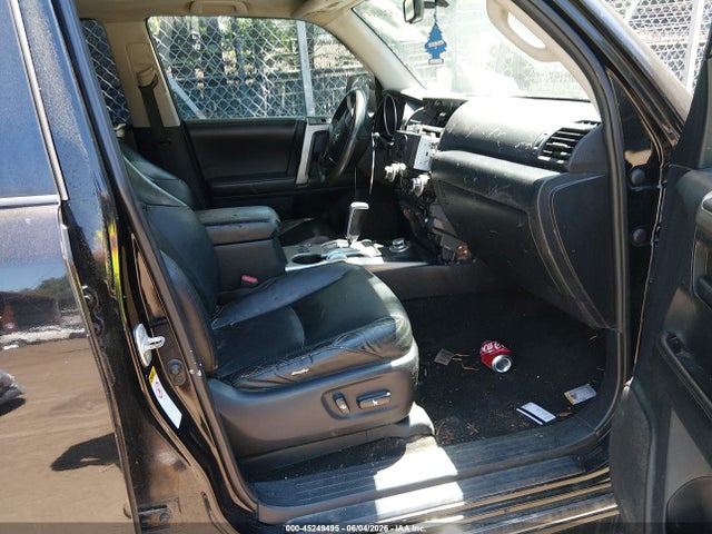 Toyota 4Runner Limited V6