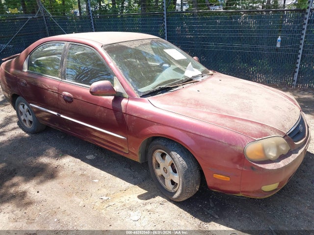 Salvage Kia Spectra Image