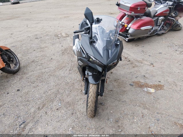 Kawasaki Ex500