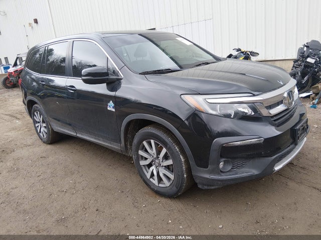 Salvage Honda Pilot Image