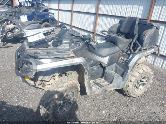Can-Am Outlander Max 650 Xt