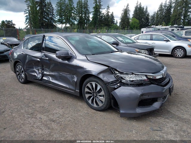 Salvage Honda Accord Image