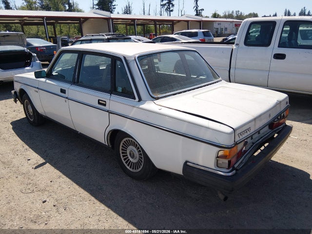 Volvo 244