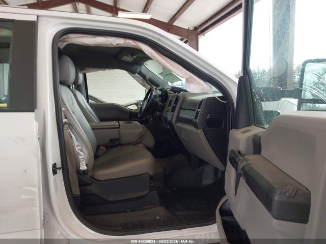 Ford F-350 Xl