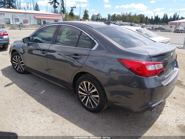 Subaru Legacy 2.5i Premium