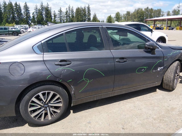 Subaru Legacy 2.5i Premium