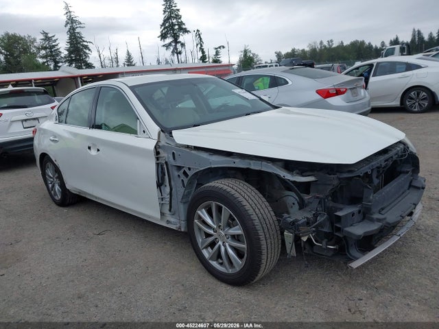 Salvage INFINITI Q50 Image