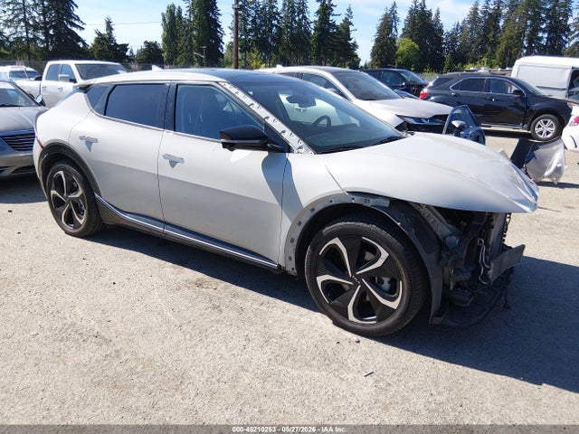 Salvage Kia EV6 Image