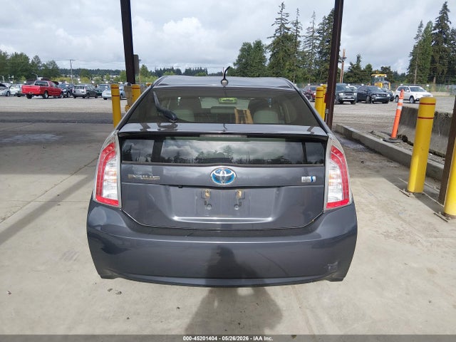 Toyota Prius Three