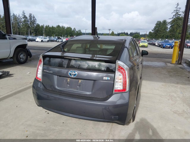 Toyota Prius Three