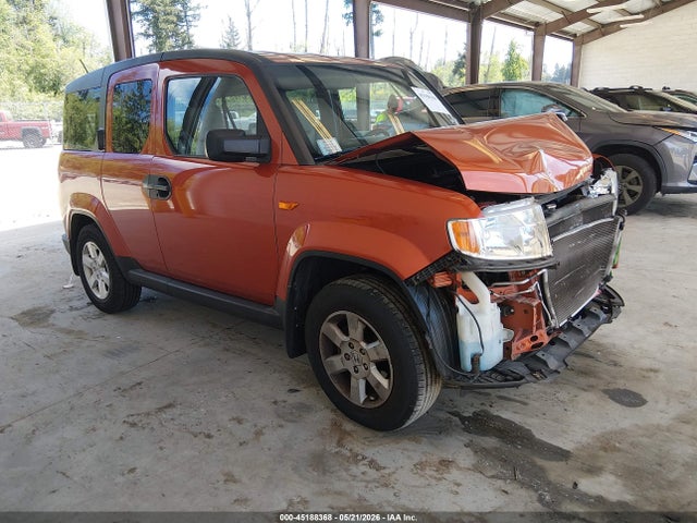 Salvage Honda Element Image