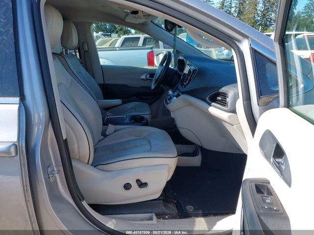Chrysler Pacifica Limited