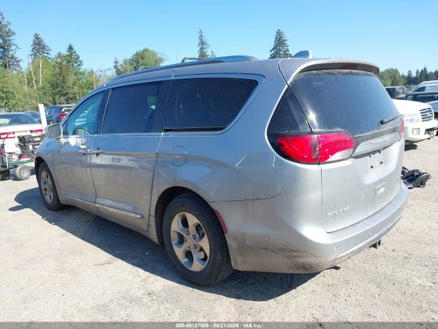 Chrysler Pacifica Limited