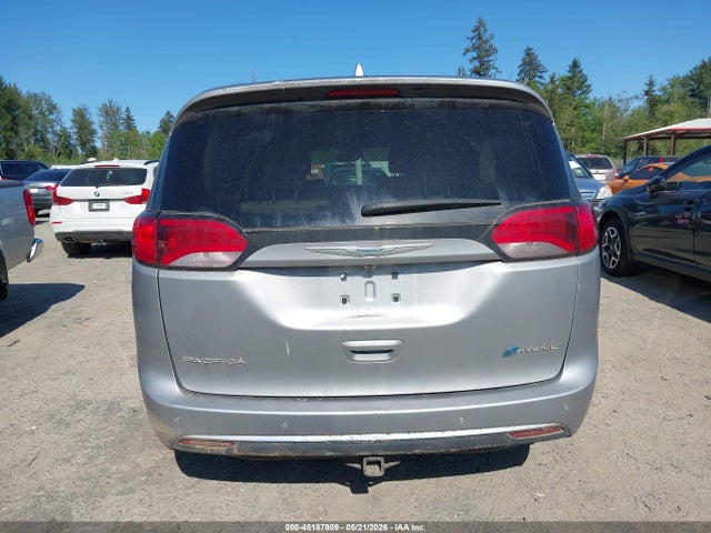 Chrysler Pacifica Limited