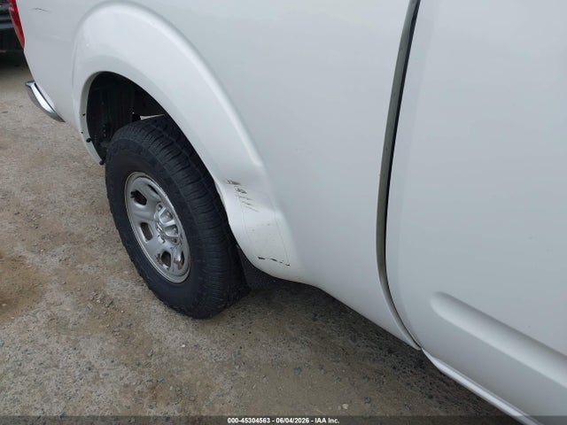 Nissan Frontier S