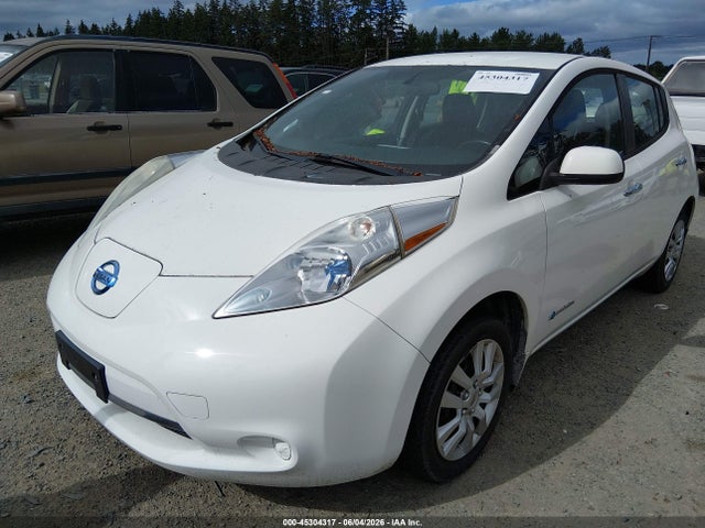 Nissan LEAF S