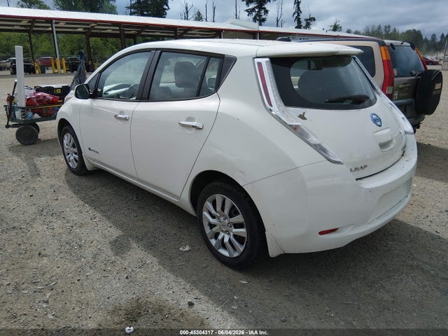 Nissan LEAF S